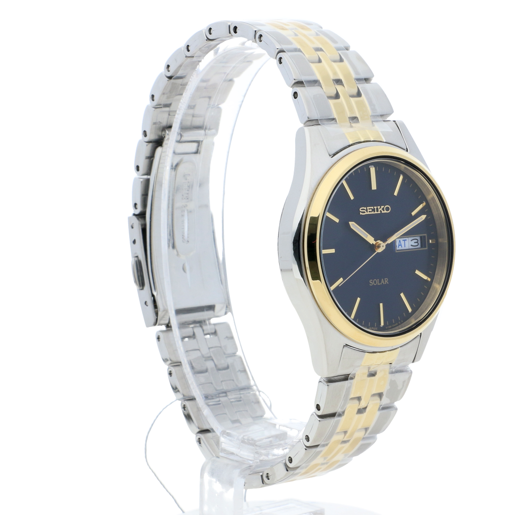 seiko core analog solar watch