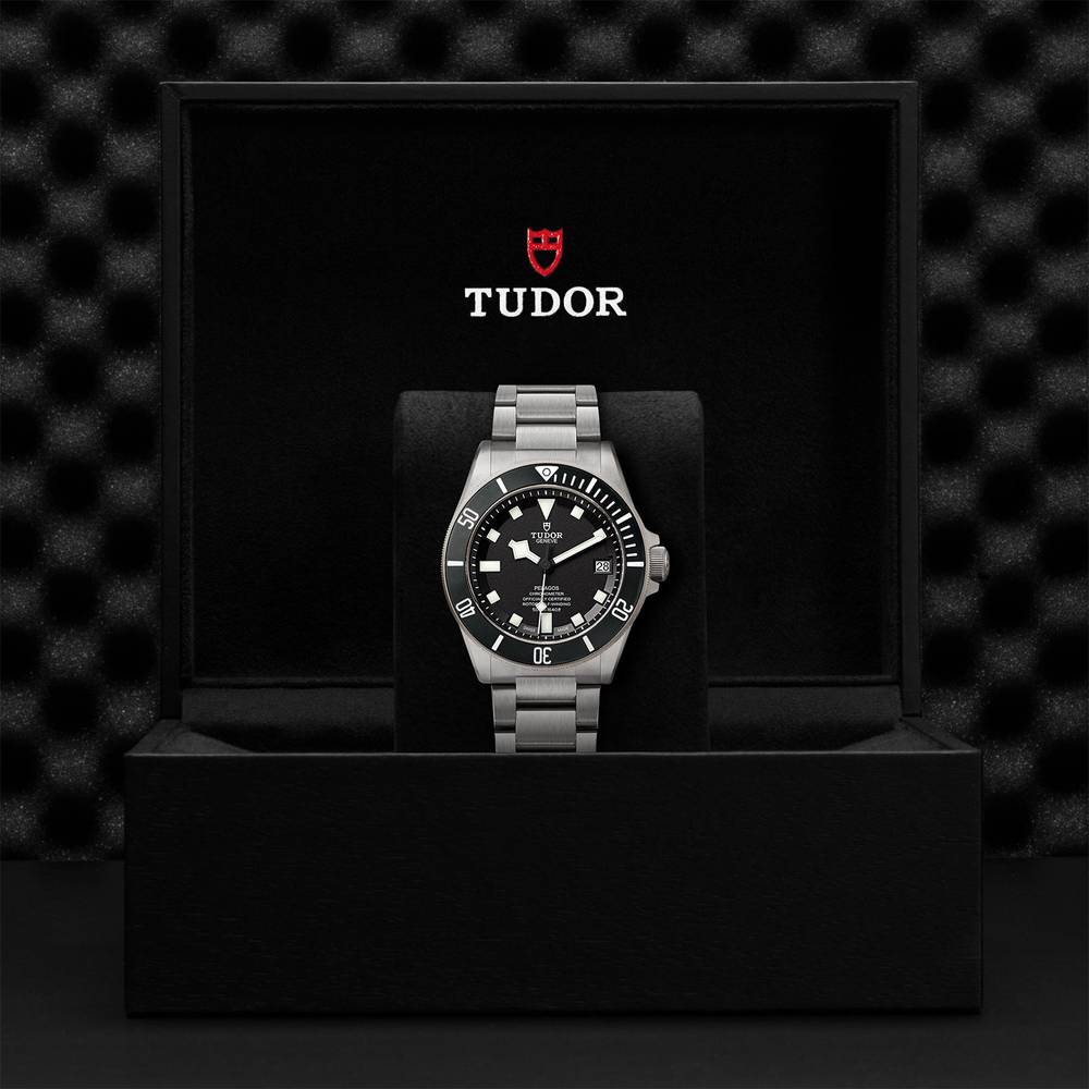 Tudor Pelagos Titanium Black 42mm Gents Automatic