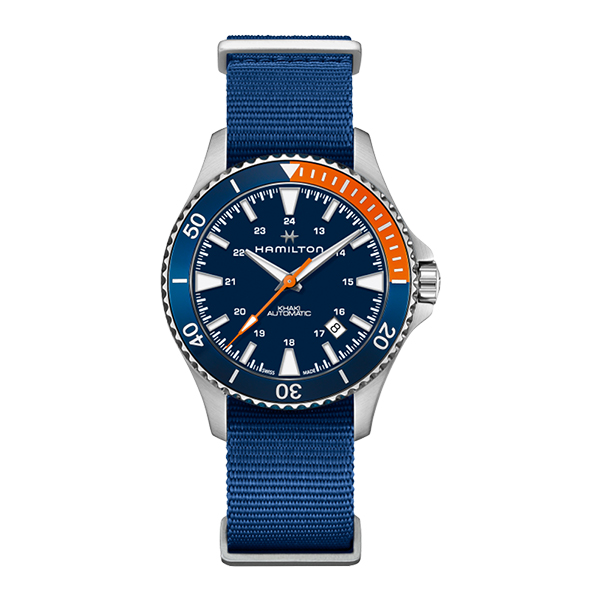 khaki navy scuba
