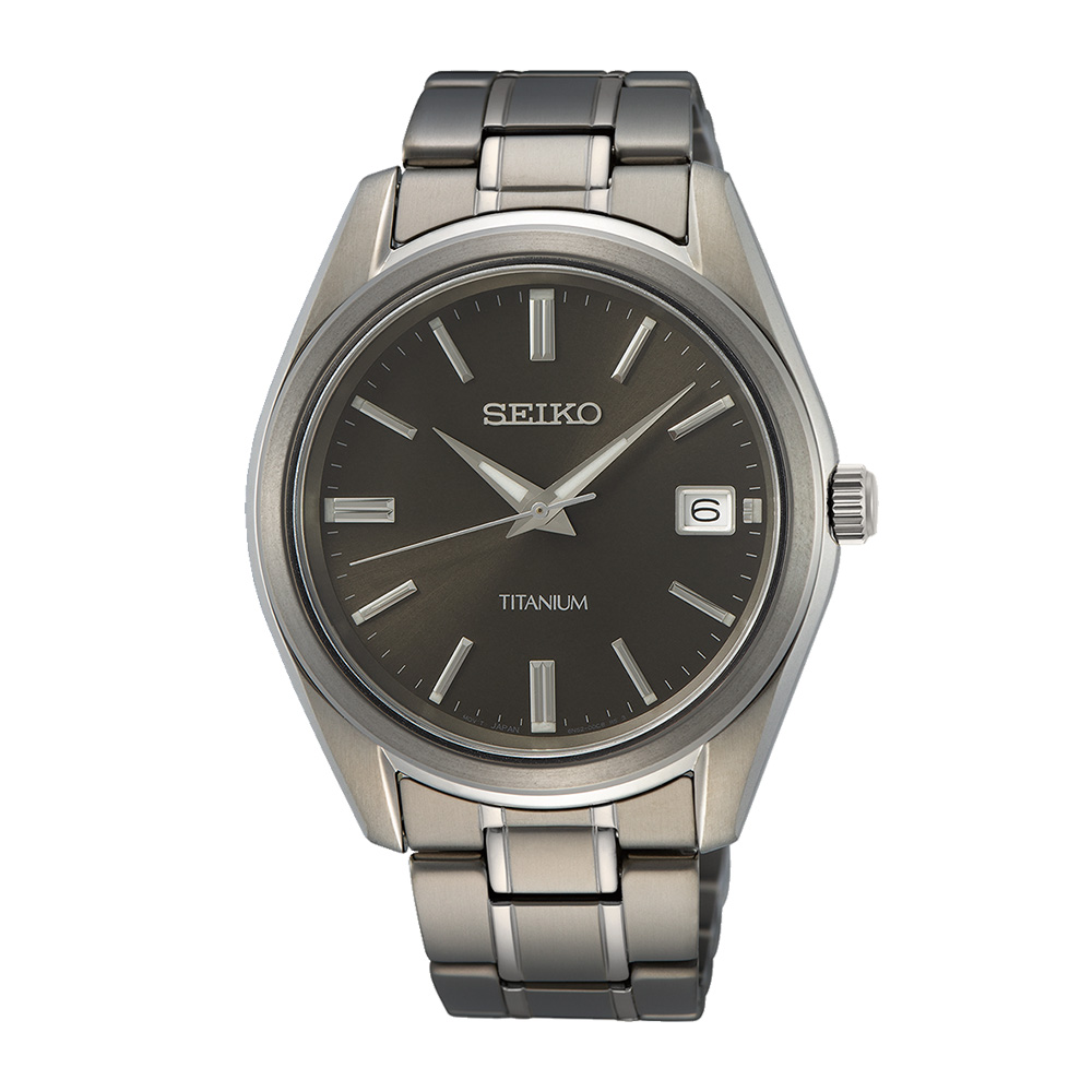 seiko titanium quartz watch