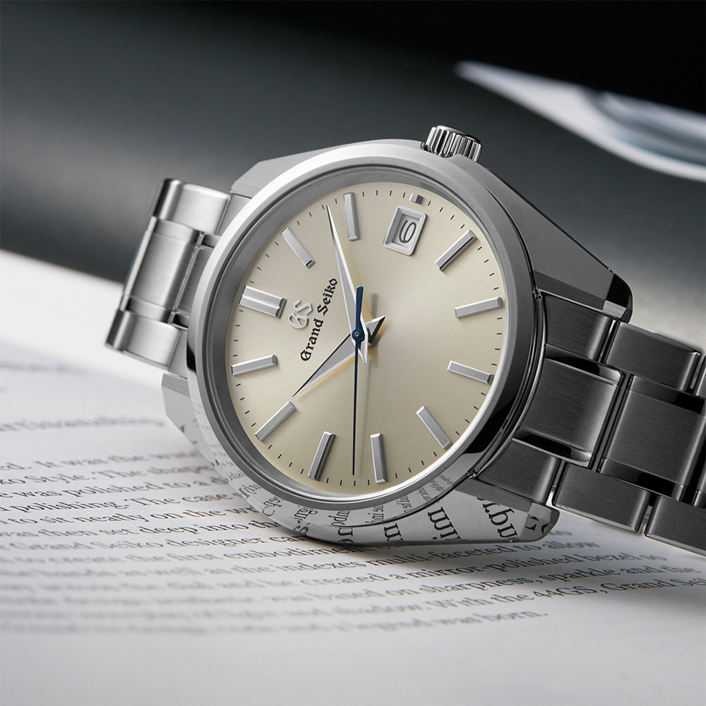 Grand Seiko Quartz Champagne AMJ Watches